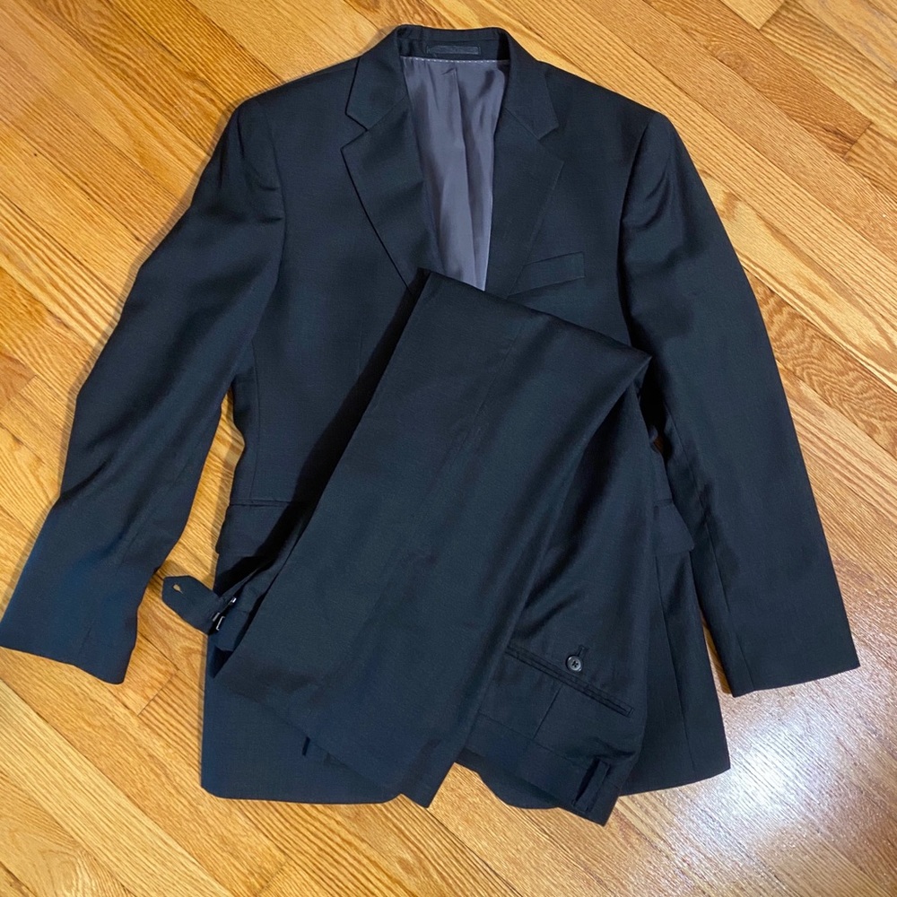 Charles Tyrwhitt Men’s Charcoal Gray Suit